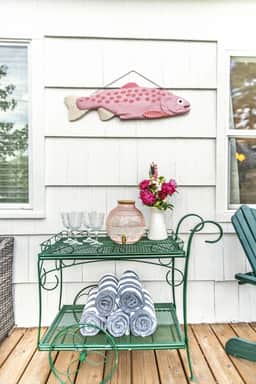 Stylish Waterfront Retreat in Bayview-Boat Dock - Image 4