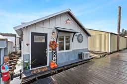 The Love Shack - Image 5