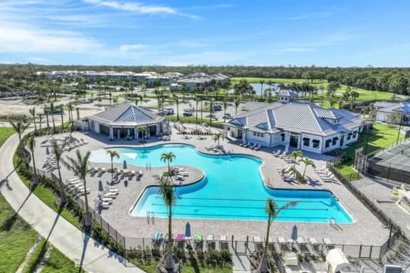 Golfing Paradise in the Palms - Image 2
