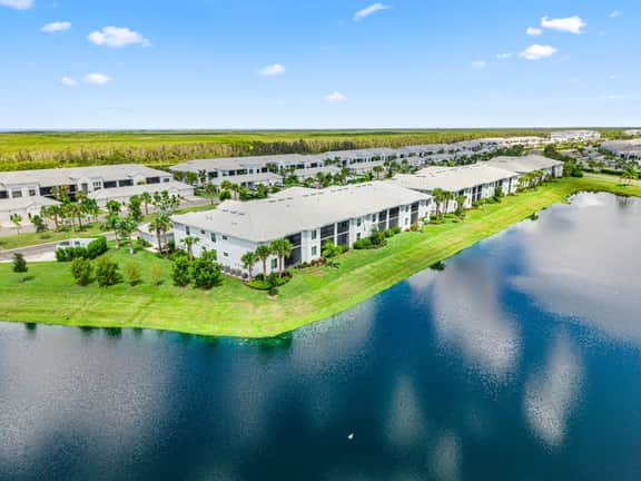 Heritage Landing Resort-Style Retreat - Image 4
