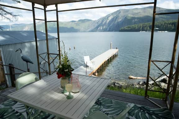 Stylish Waterfront Retreat in Bayview-Boat Dock - Image 3
