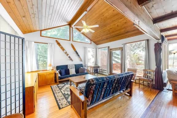 Waterfront Cabin on Lake Pend Oreille with dock! - Image 3