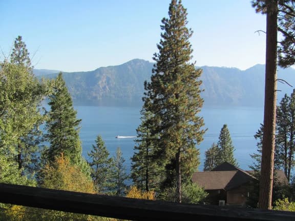 Lakeview Mountaintop Retreat in Bayview - Image 1